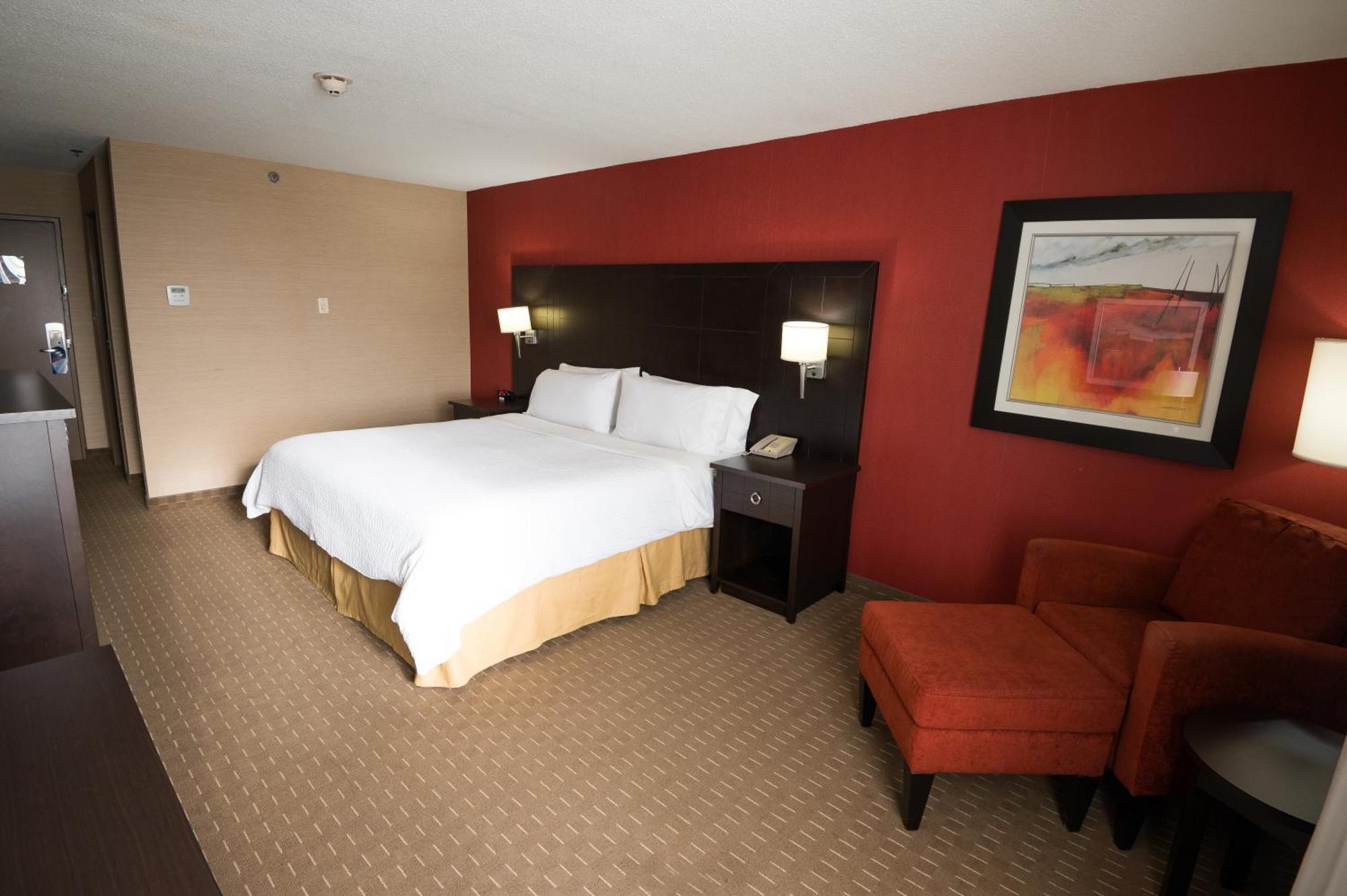 Holiday Inn Express Hotel & Suites Chatham South By Ihg Ngoại thất bức ảnh