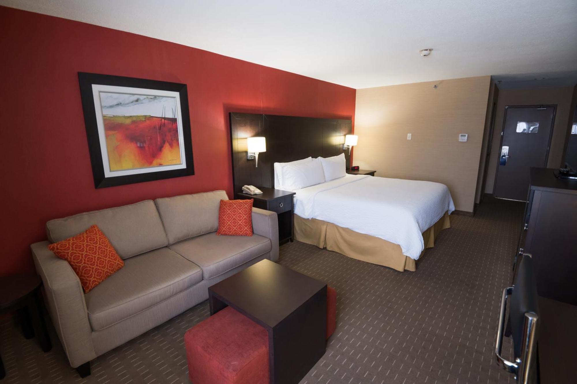 Holiday Inn Express Hotel & Suites Chatham South By Ihg Ngoại thất bức ảnh