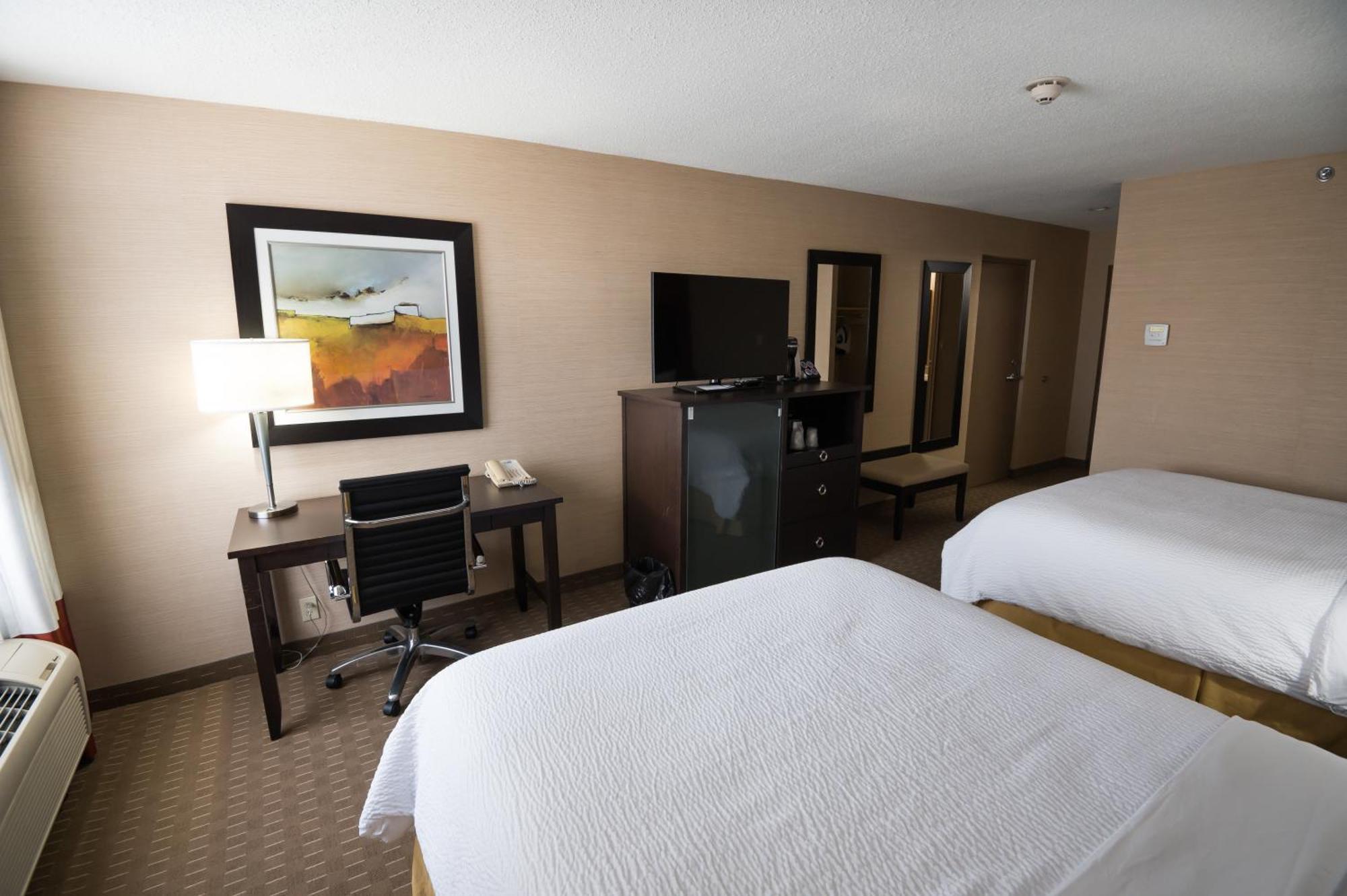 Holiday Inn Express Hotel & Suites Chatham South By Ihg Ngoại thất bức ảnh