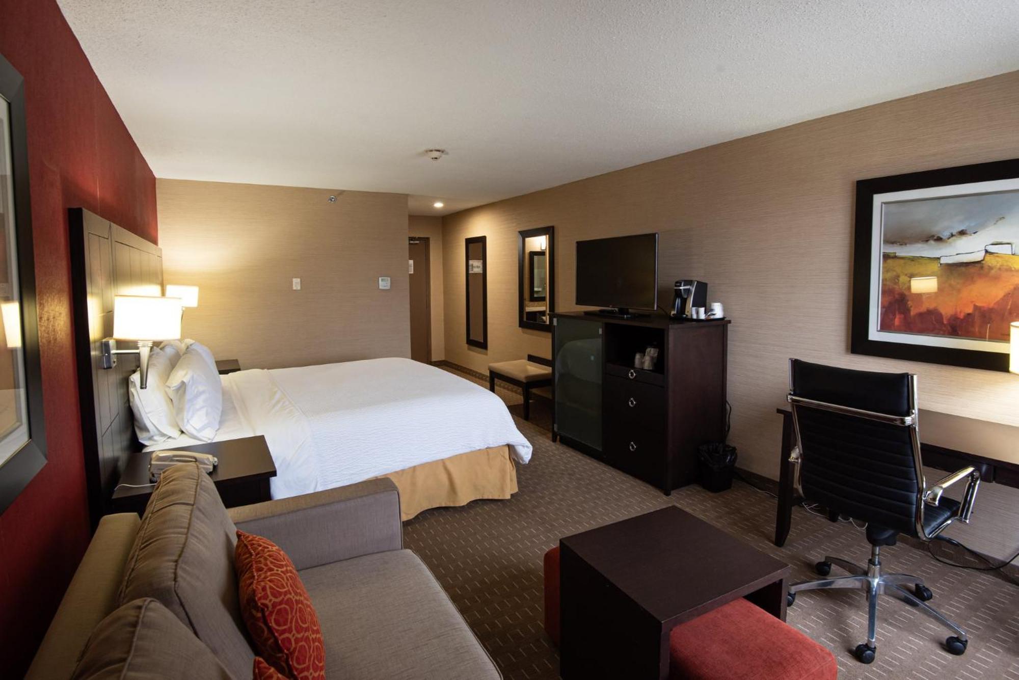 Holiday Inn Express Hotel & Suites Chatham South By Ihg Ngoại thất bức ảnh