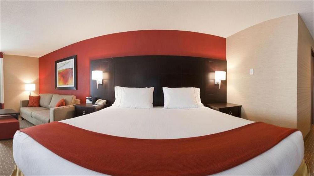 Holiday Inn Express Hotel & Suites Chatham South By Ihg Ngoại thất bức ảnh